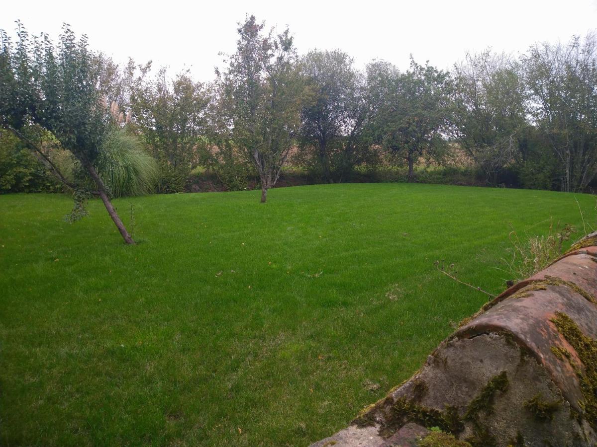 Gite De La Basse Roche Souge  Exterior photo